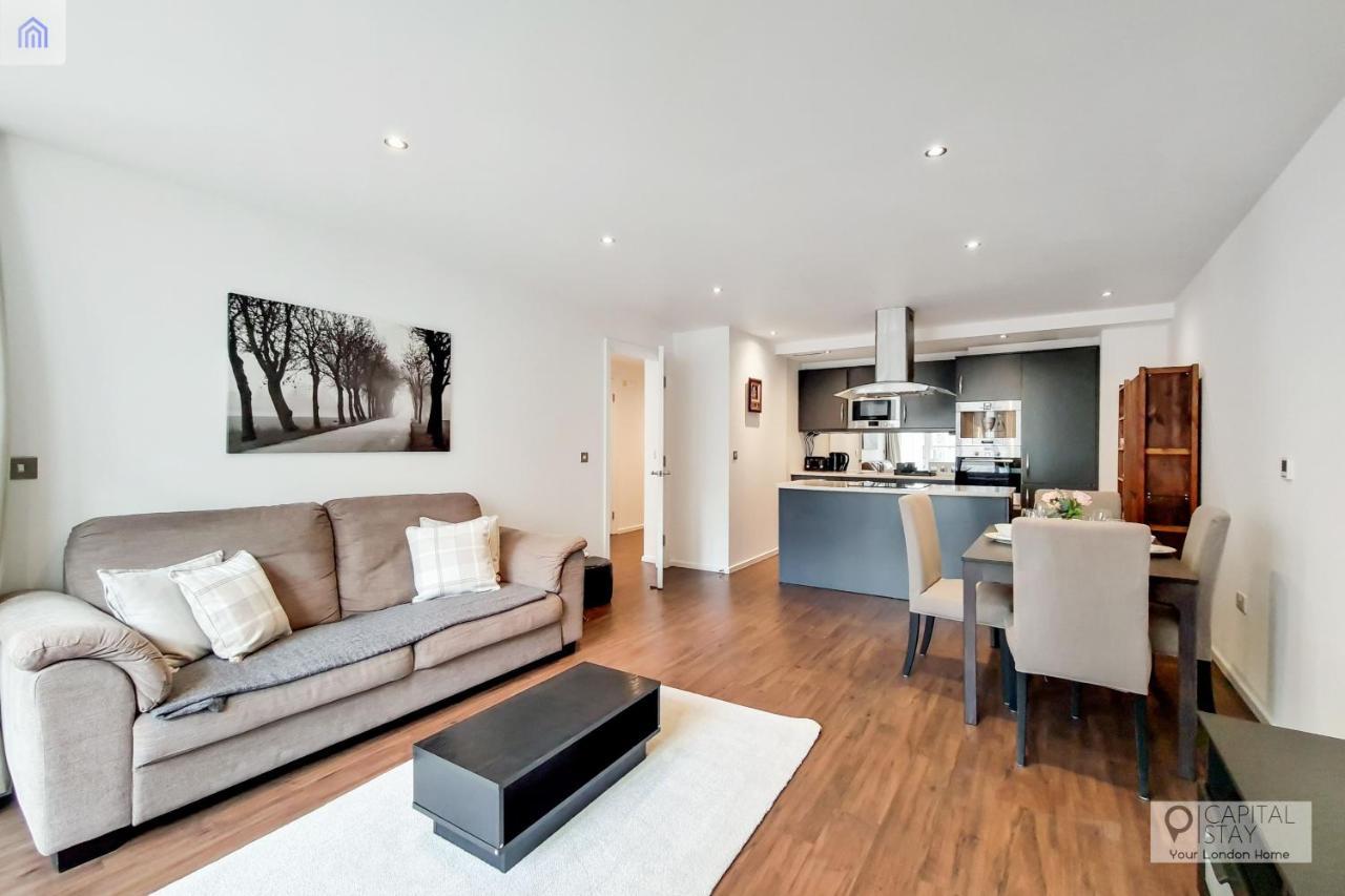 Fully Serviced Two Bed Apartment By Excel & O2 Londen Buitenkant foto