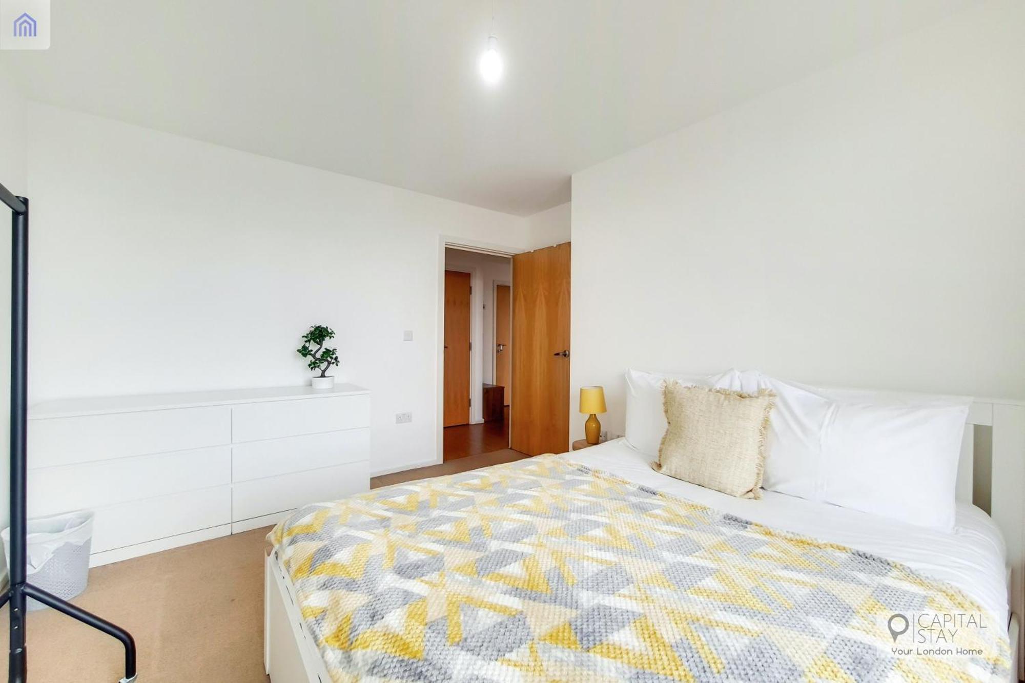 Fully Serviced Two Bed Apartment By Excel & O2 Londen Buitenkant foto